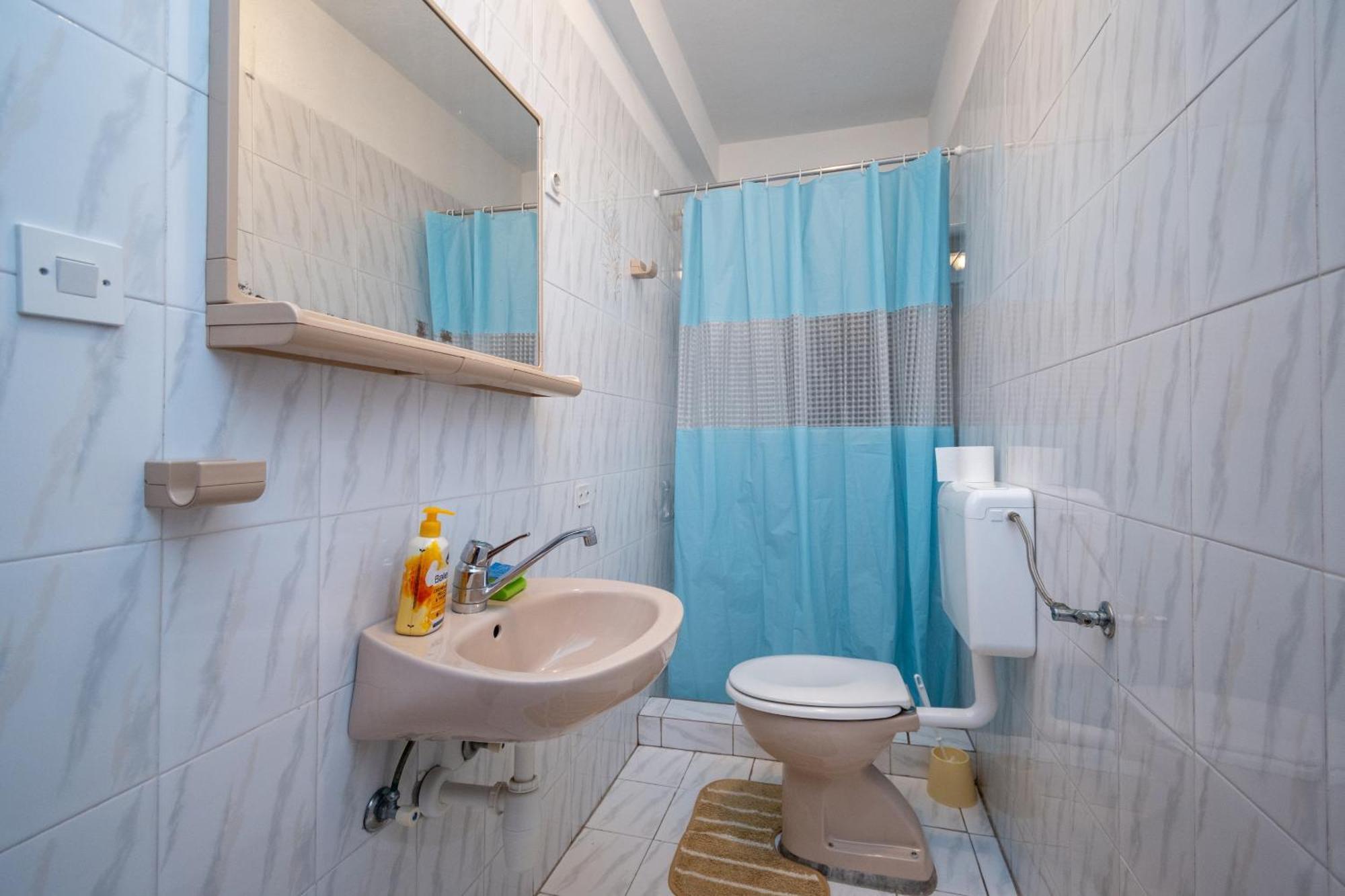 Double Room Zubovici 16063A Luaran gambar
